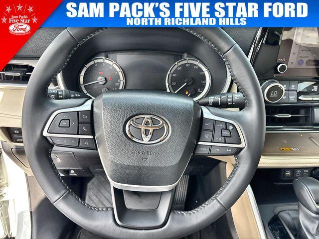 used 2023 Toyota Highlander car, priced at $36,000