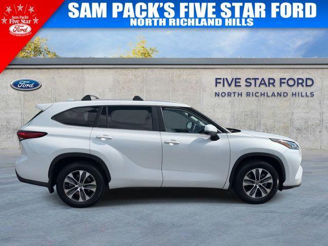 used 2023 Toyota Highlander car, priced at $36,000