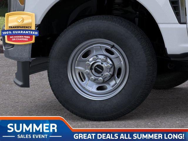 new 2025 Ford F-250 car, priced at $63,912