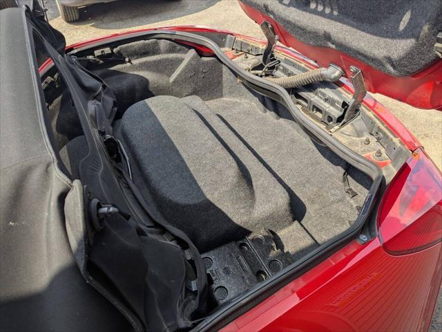 used 2007 Pontiac Solstice car, priced at $6,495