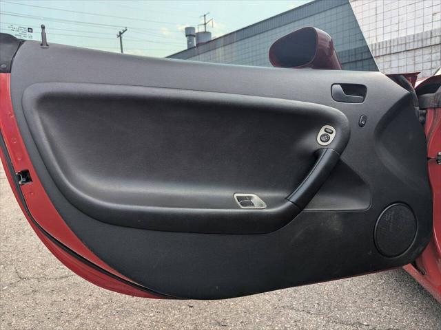 used 2007 Pontiac Solstice car, priced at $6,495