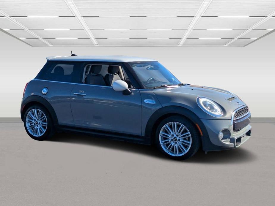 used 2015 MINI Hardtop car, priced at $8,995