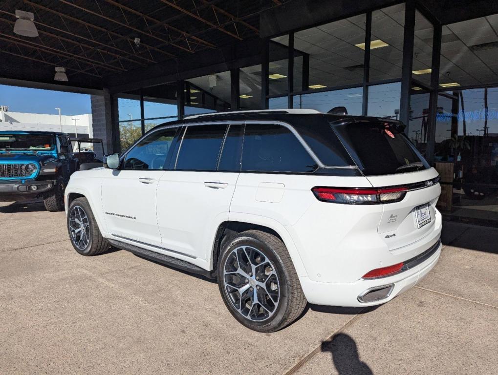 used 2024 Jeep Grand Cherokee car, priced at $66,995