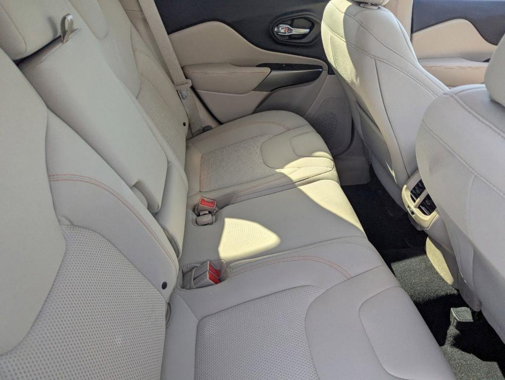 used 2019 Jeep Cherokee car, priced at $15,995