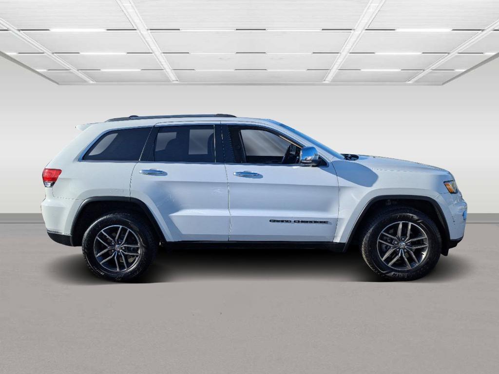 used 2017 Jeep Grand Cherokee car, priced at $14,995