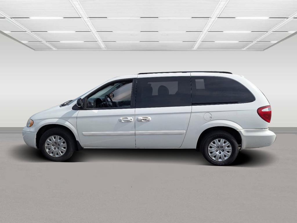 used 2007 Chrysler Town & Country car, priced at $5,995