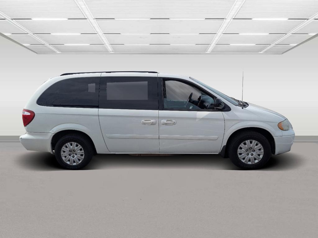 used 2007 Chrysler Town & Country car, priced at $5,995