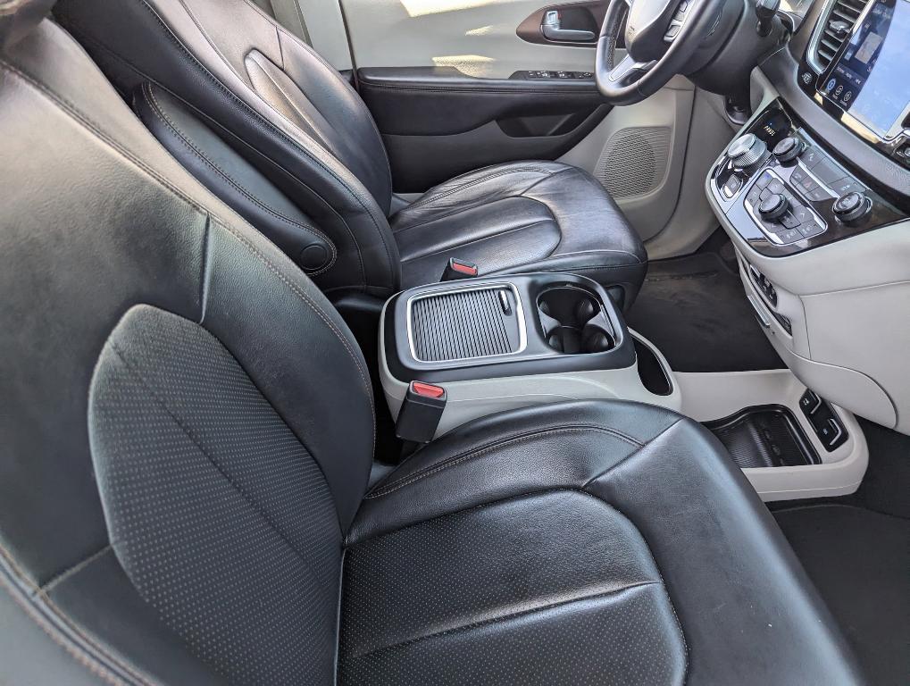 used 2017 Chrysler Pacifica car, priced at $11,995