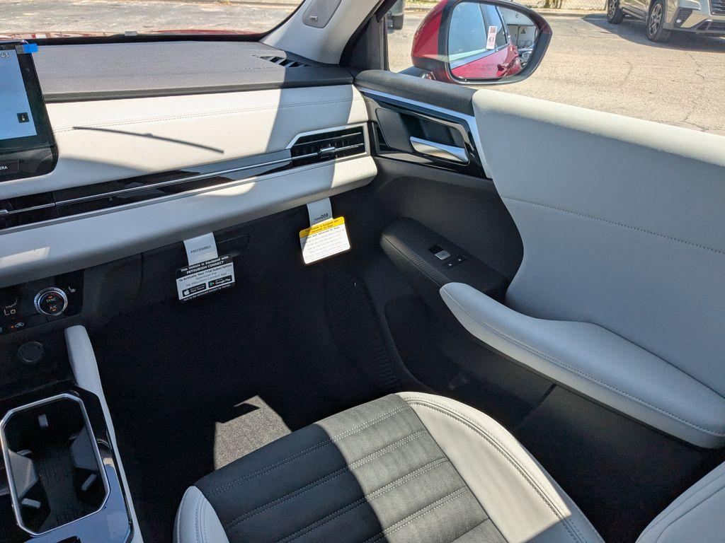 new 2025 Mitsubishi Outlander car, priced at $35,715