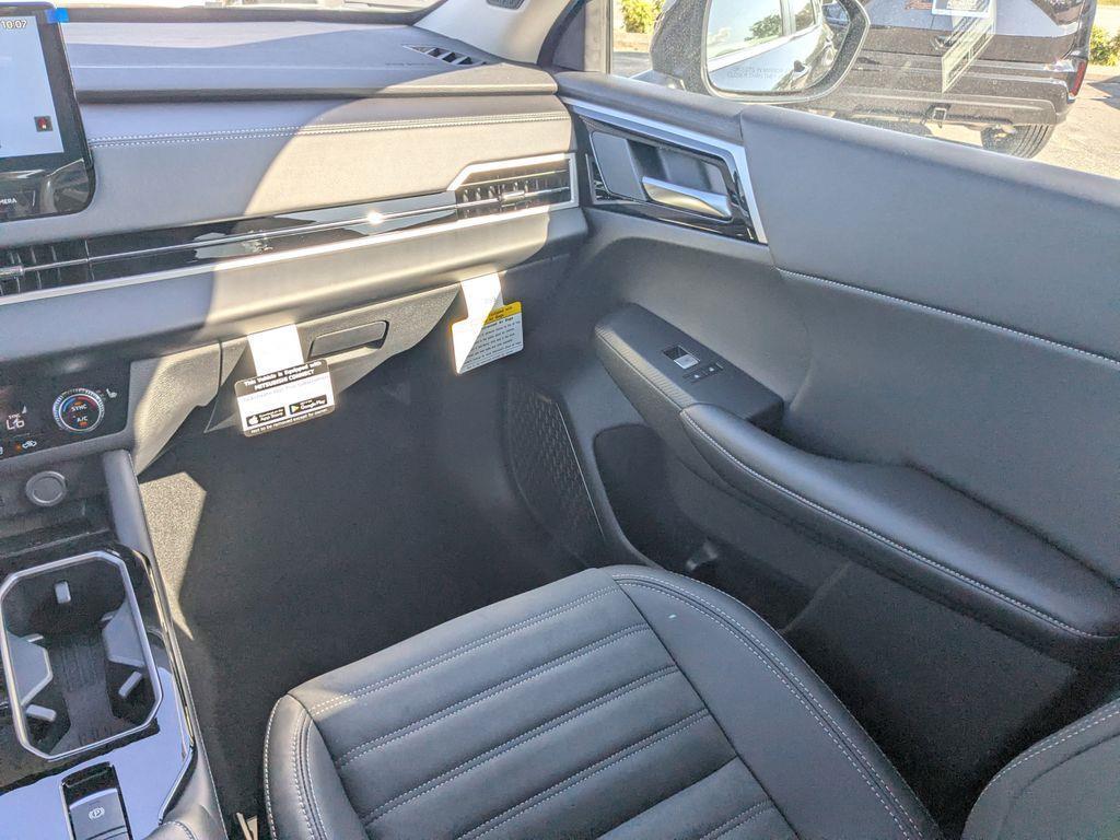 new 2025 Mitsubishi Outlander car, priced at $38,915