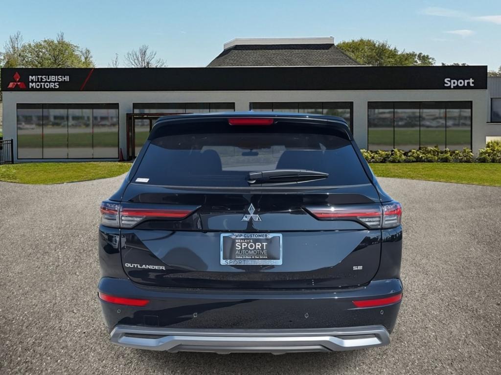 new 2025 Mitsubishi Outlander car, priced at $38,915