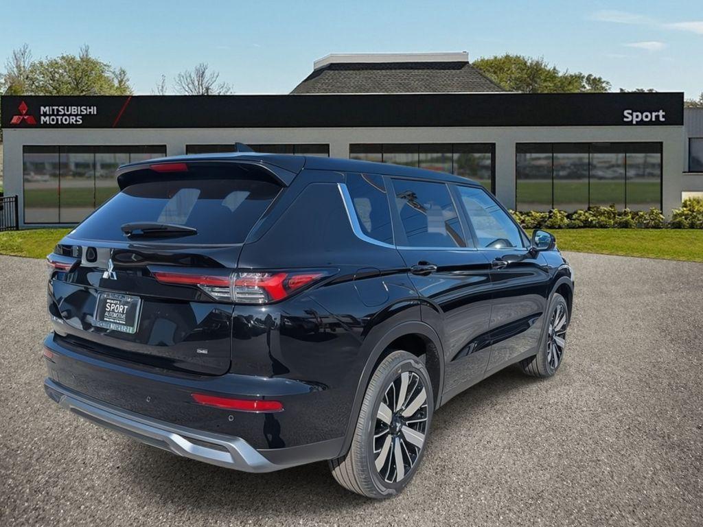 new 2025 Mitsubishi Outlander car, priced at $38,915