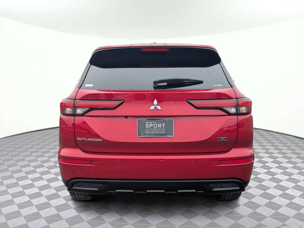 new 2024 Mitsubishi Outlander car, priced at $40,449