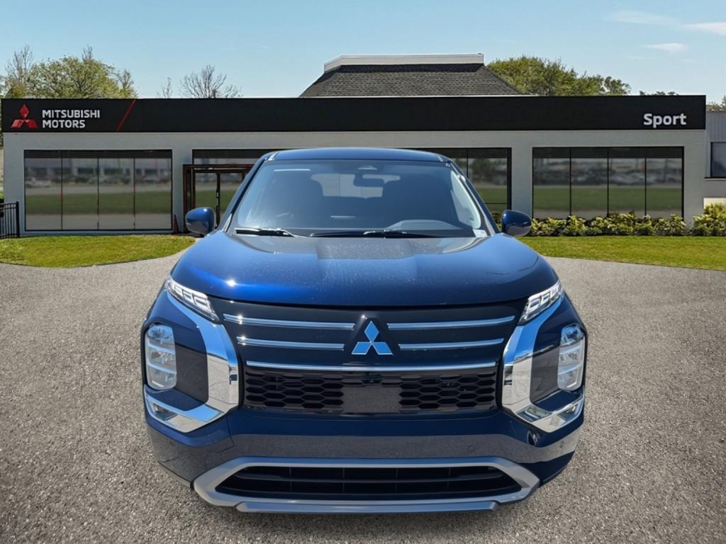 new 2025 Mitsubishi Outlander car, priced at $38,110