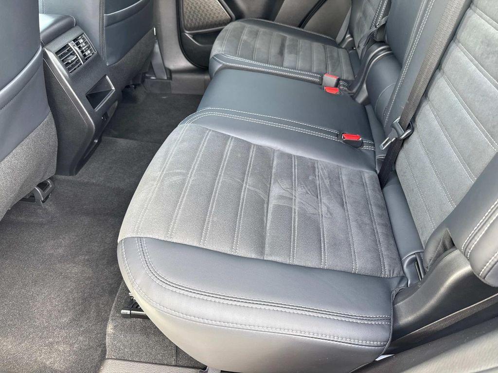 used 2025 Mitsubishi Outlander car, priced at $32,075