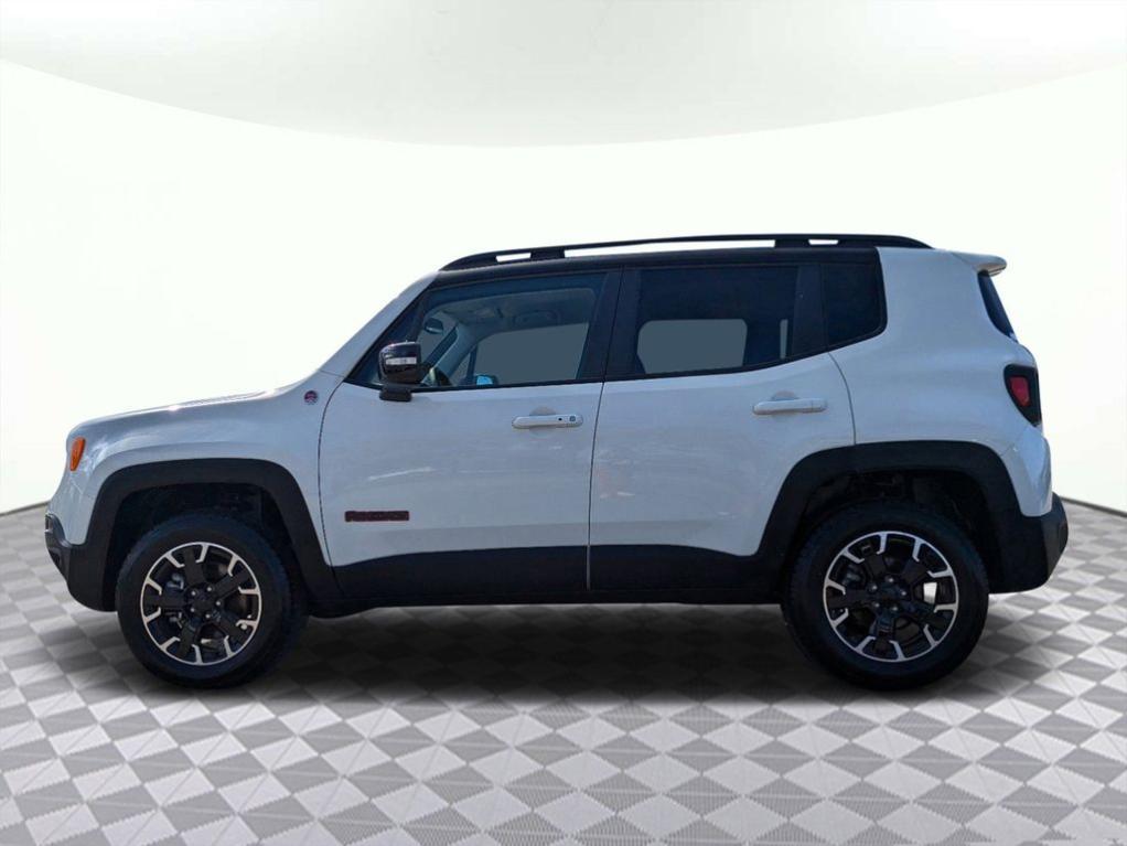 used 2023 Jeep Renegade car, priced at $22,337