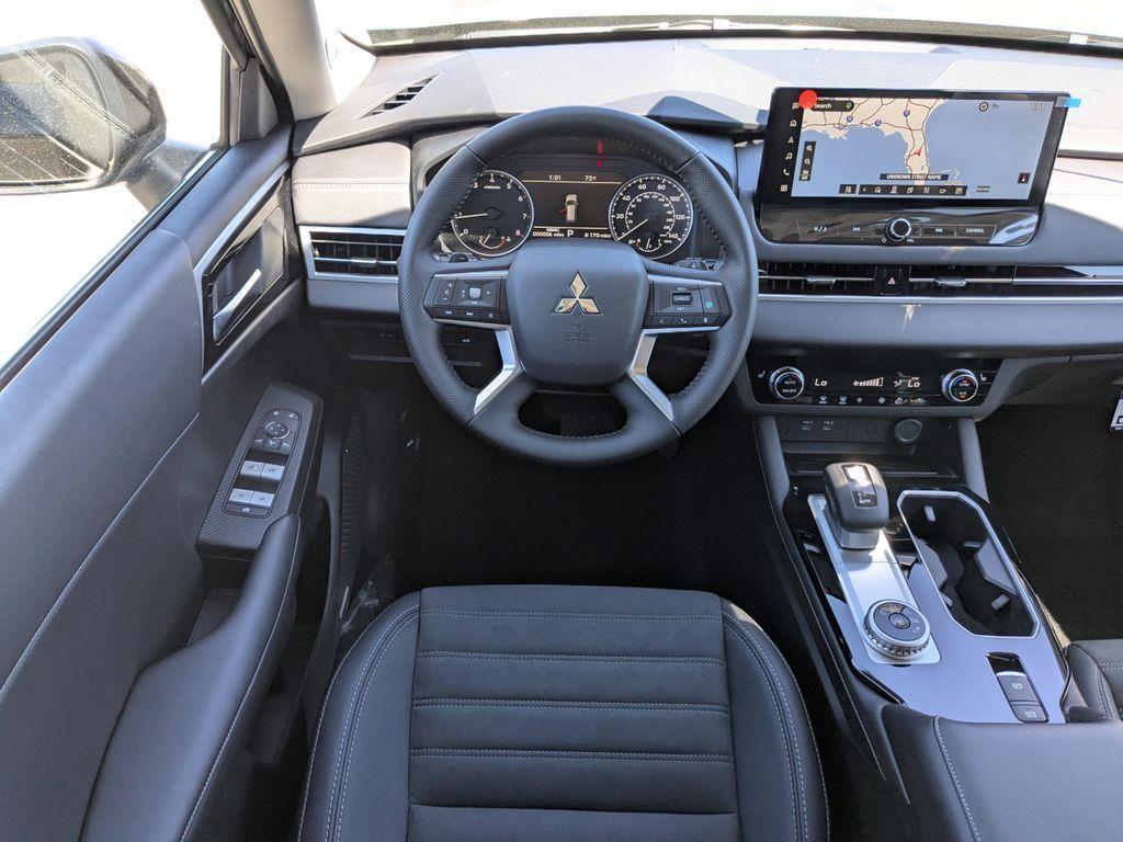 new 2025 Mitsubishi Outlander car, priced at $33,945