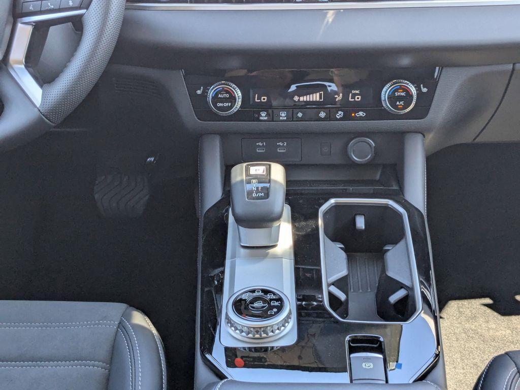 new 2025 Mitsubishi Outlander car, priced at $33,945