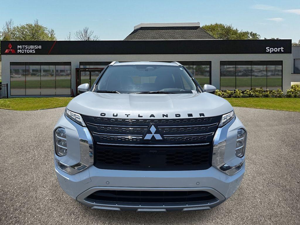 used 2023 Mitsubishi Outlander car, priced at $26,968
