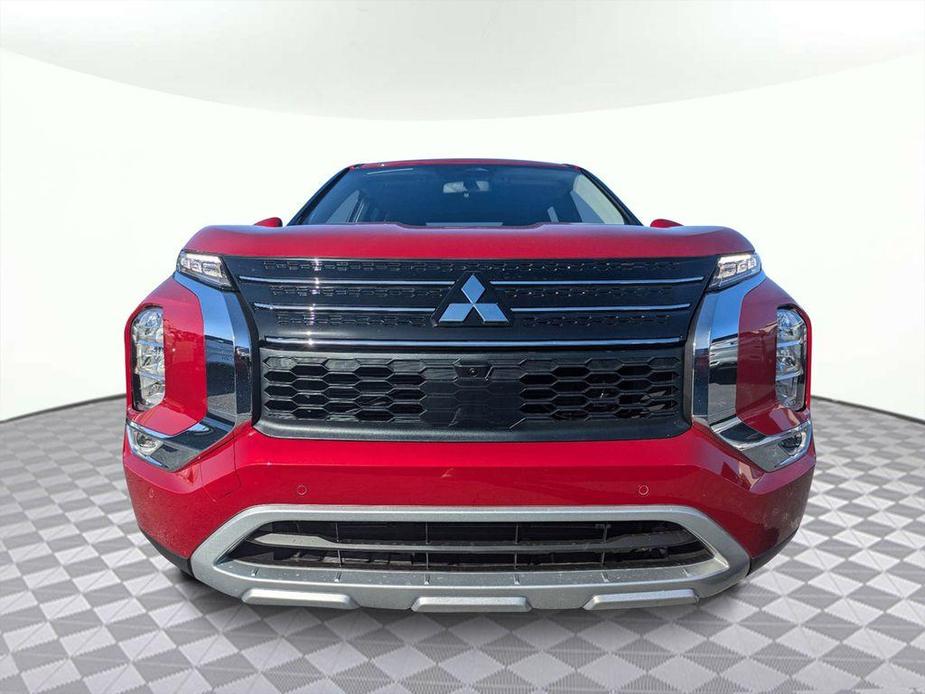 new 2024 Mitsubishi Outlander car, priced at $32,424