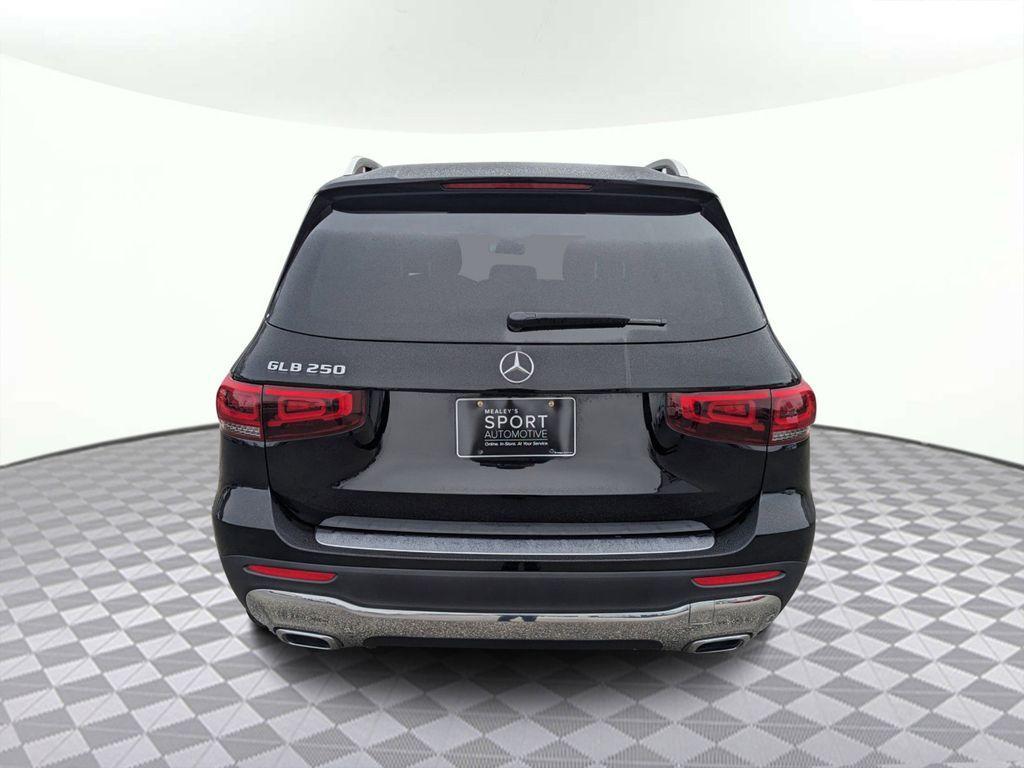 used 2020 Mercedes-Benz GLB 250 car, priced at $24,050