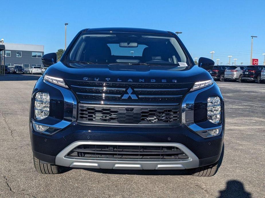 new 2024 Mitsubishi Outlander car, priced at $33,618