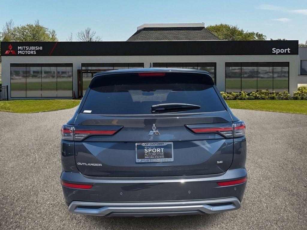 new 2025 Mitsubishi Outlander car, priced at $37,780