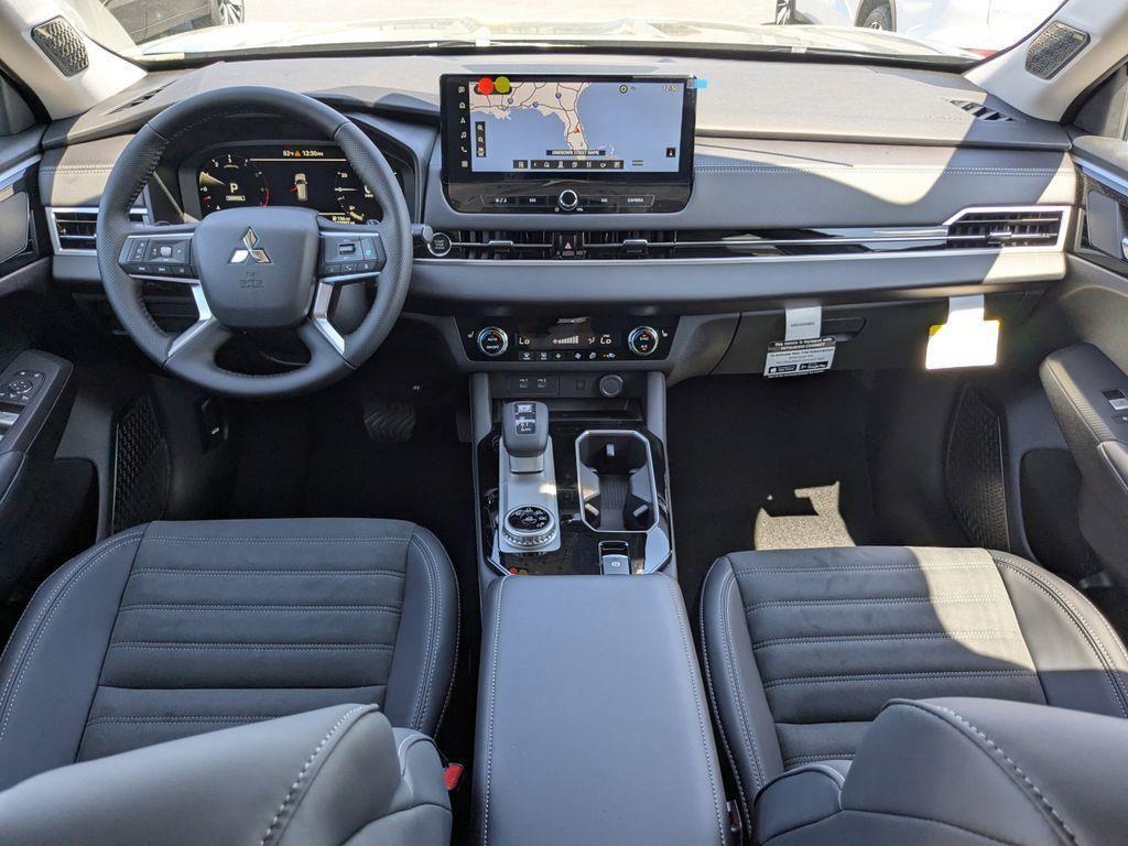 new 2025 Mitsubishi Outlander car, priced at $37,780