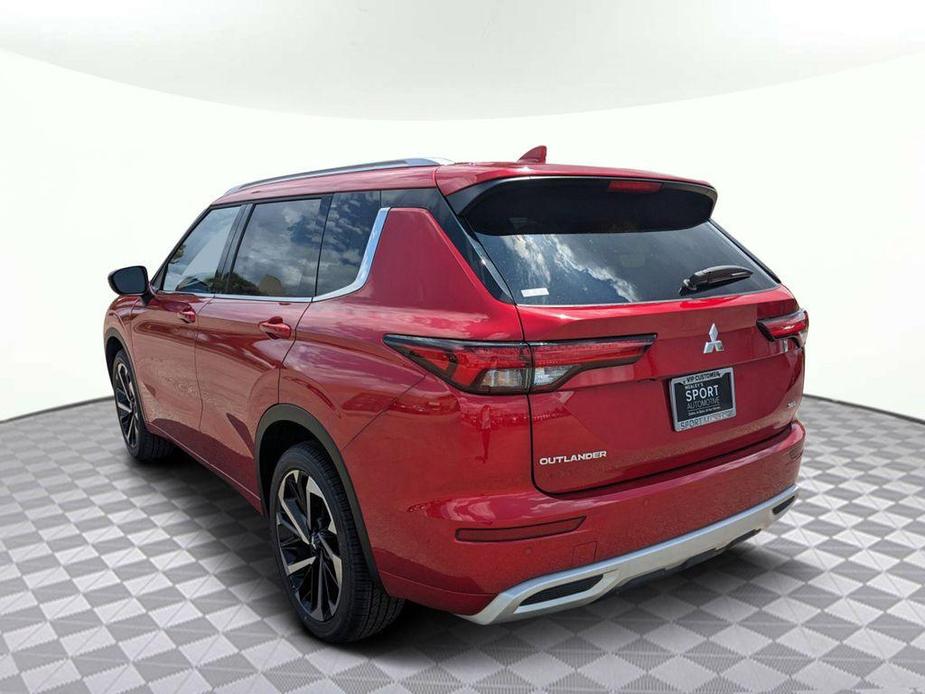 new 2024 Mitsubishi Outlander car, priced at $37,895