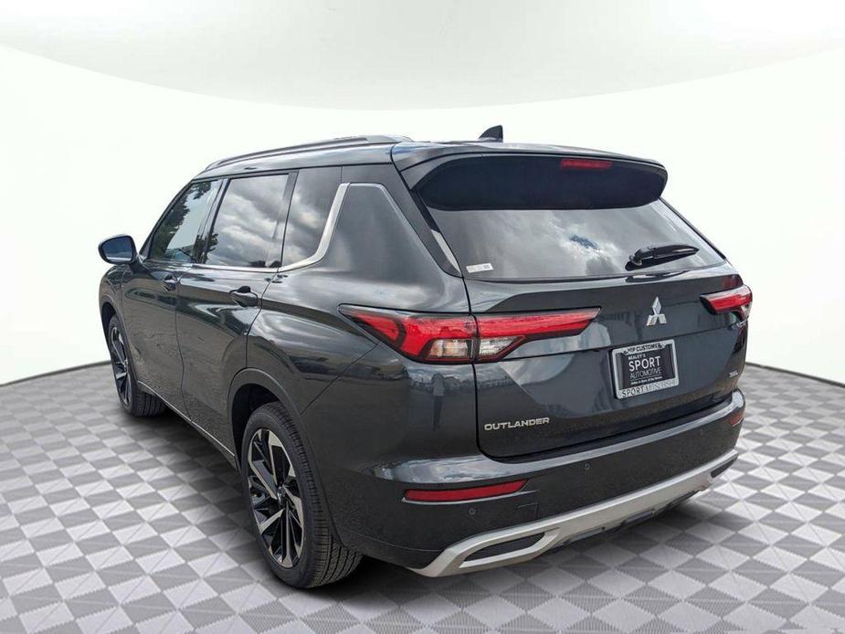 new 2024 Mitsubishi Outlander car, priced at $39,620