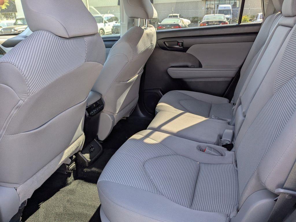 used 2021 Toyota Highlander car, priced at $24,550