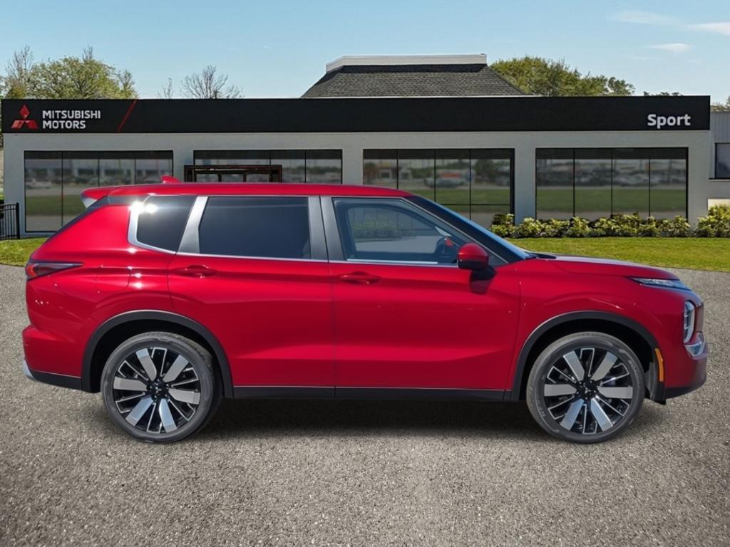 new 2025 Mitsubishi Outlander car, priced at $38,375
