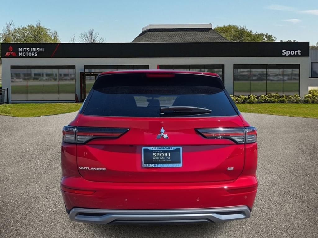 new 2025 Mitsubishi Outlander car, priced at $38,375
