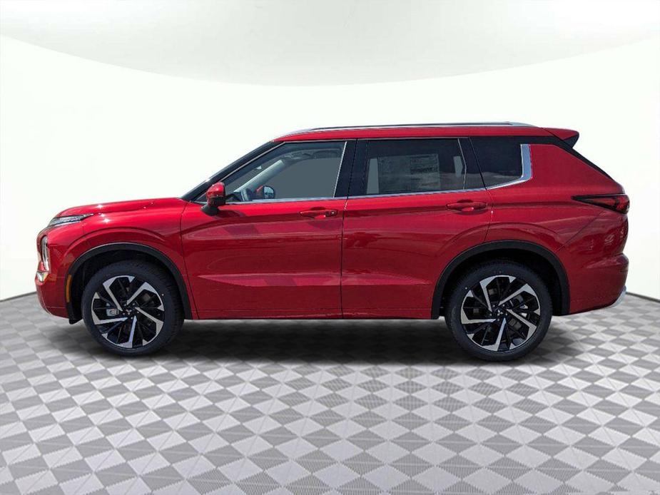 new 2024 Mitsubishi Outlander car, priced at $37,095