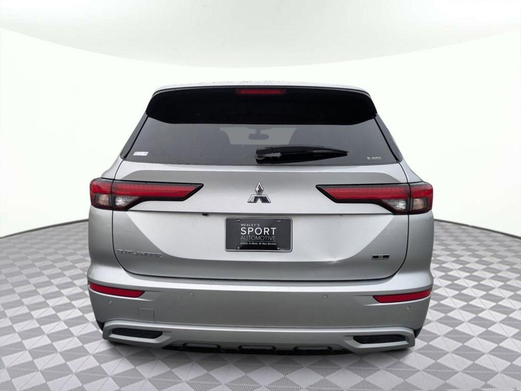 new 2024 Mitsubishi Outlander car, priced at $33,931