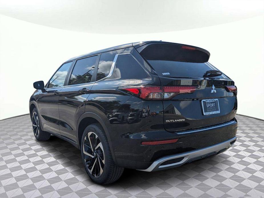 new 2024 Mitsubishi Outlander car, priced at $33,995