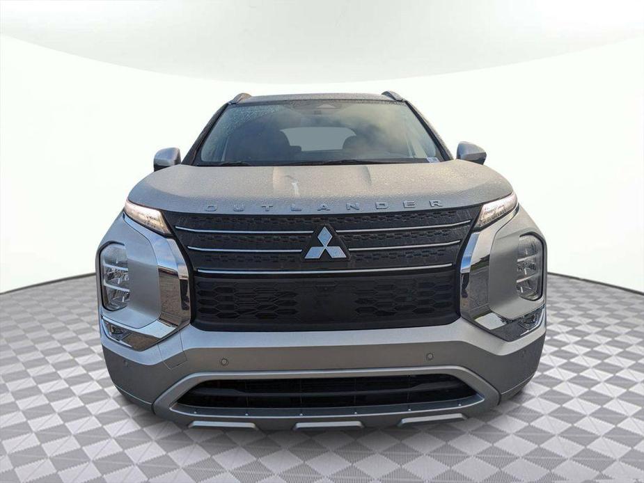 new 2024 Mitsubishi Outlander car, priced at $37,365