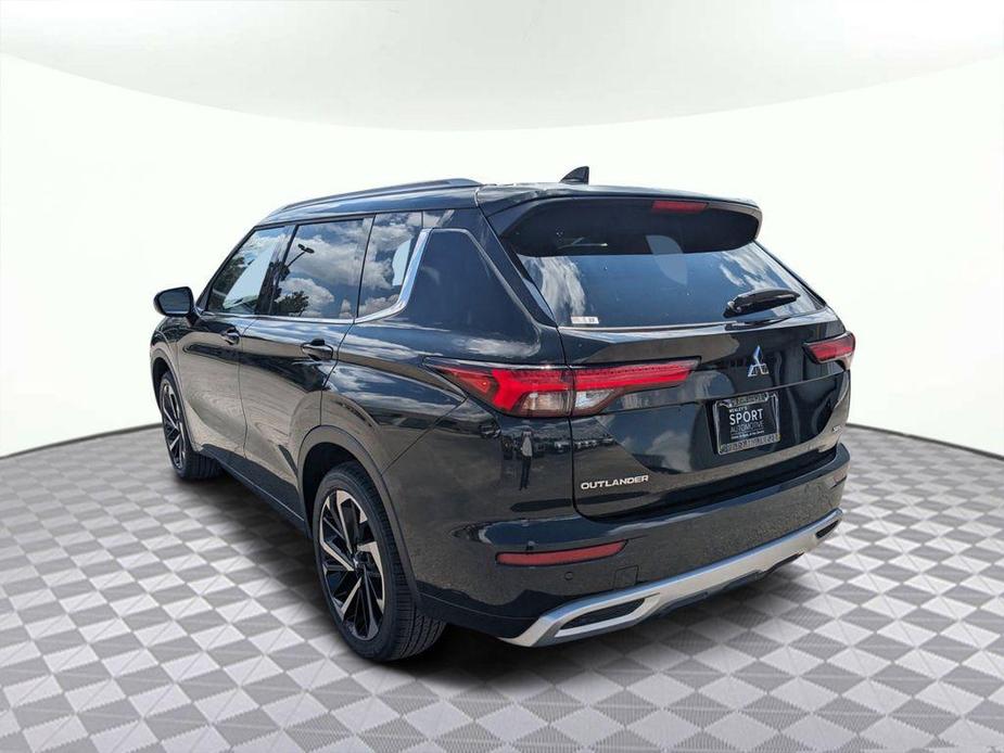 new 2024 Mitsubishi Outlander car, priced at $37,957