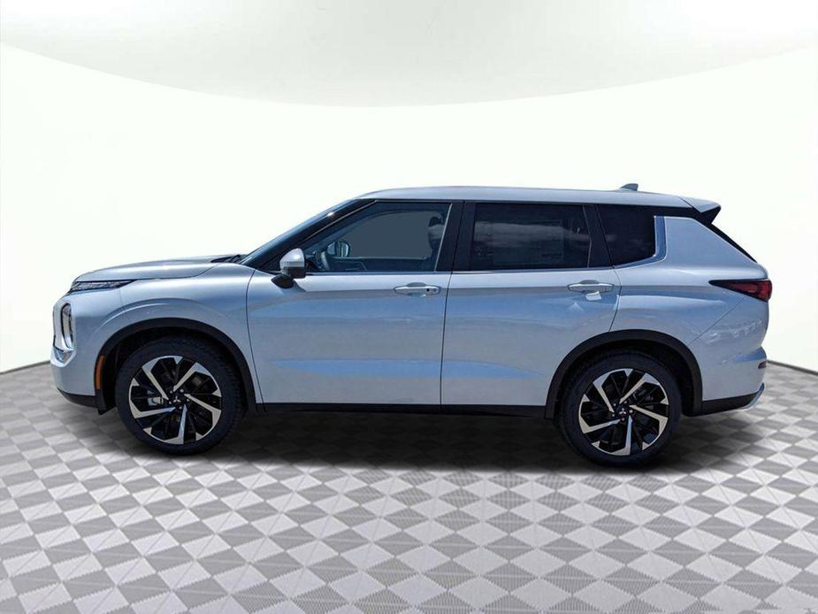 new 2024 Mitsubishi Outlander car, priced at $34,579