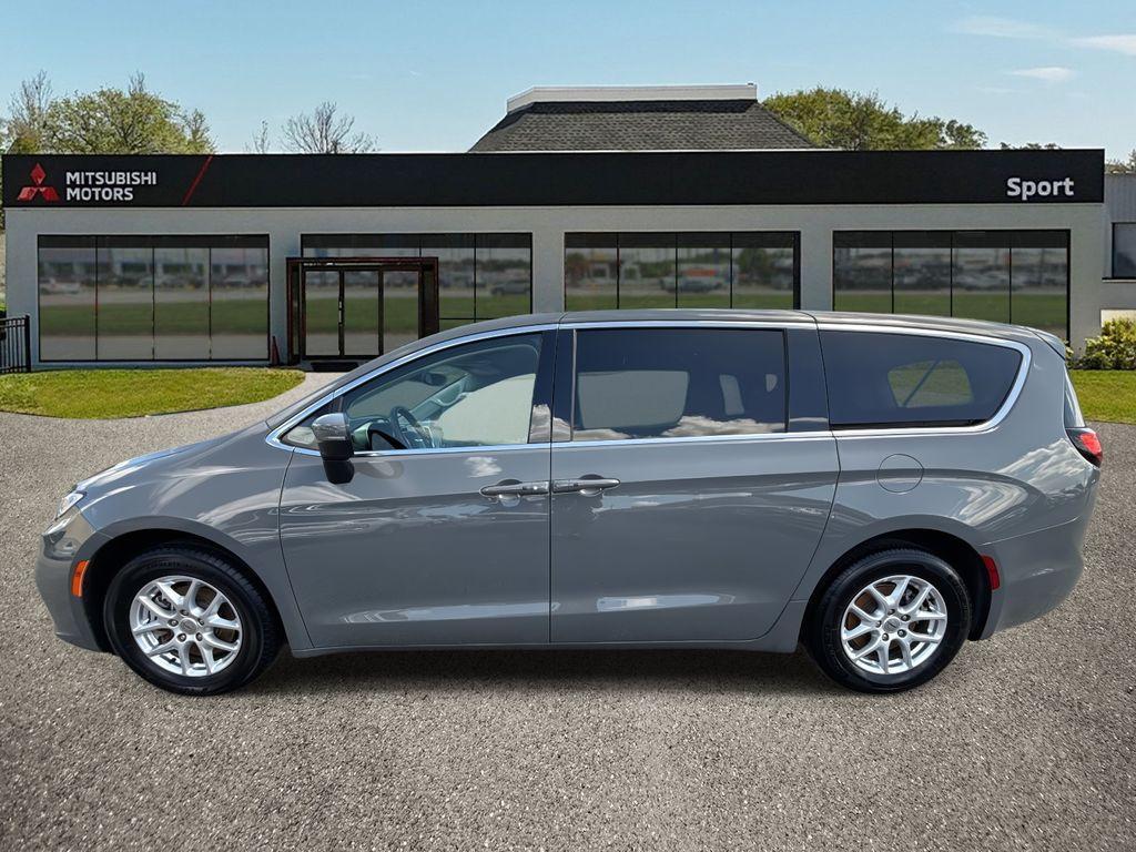 used 2023 Chrysler Pacifica car, priced at $21,697