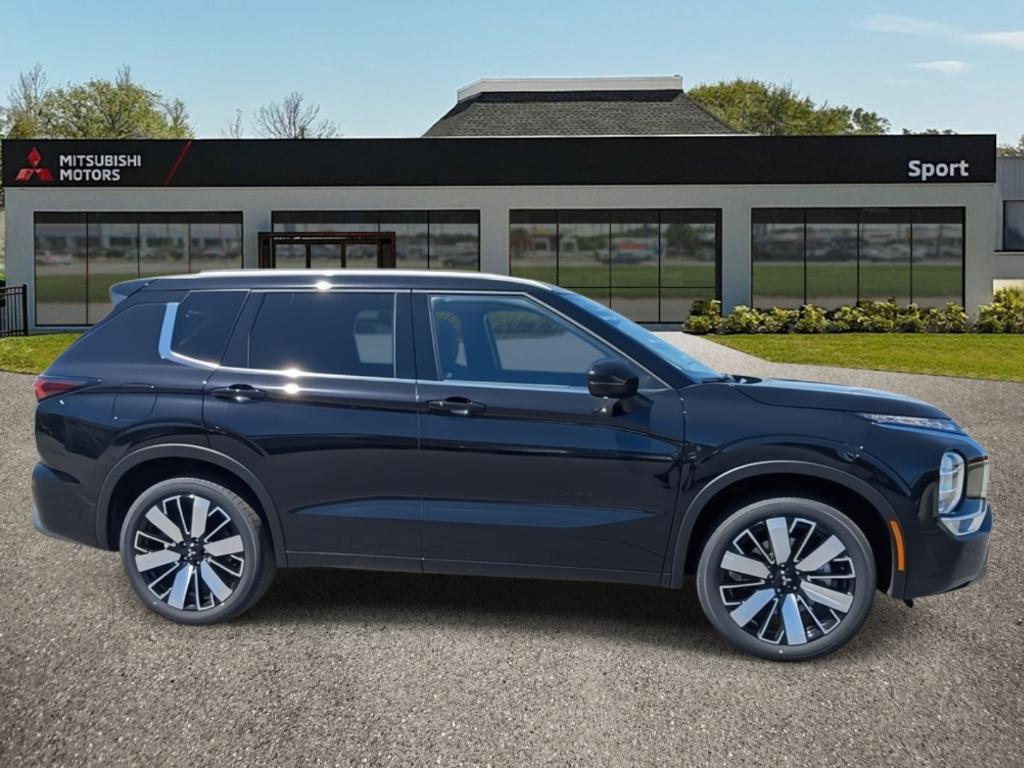 new 2025 Mitsubishi Outlander car, priced at $39,545