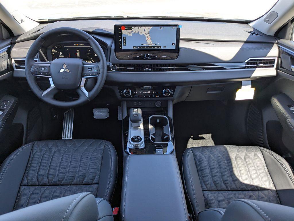 new 2025 Mitsubishi Outlander car, priced at $39,545