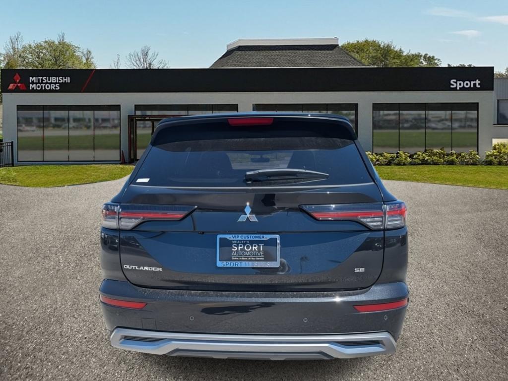 new 2025 Mitsubishi Outlander car, priced at $38,645