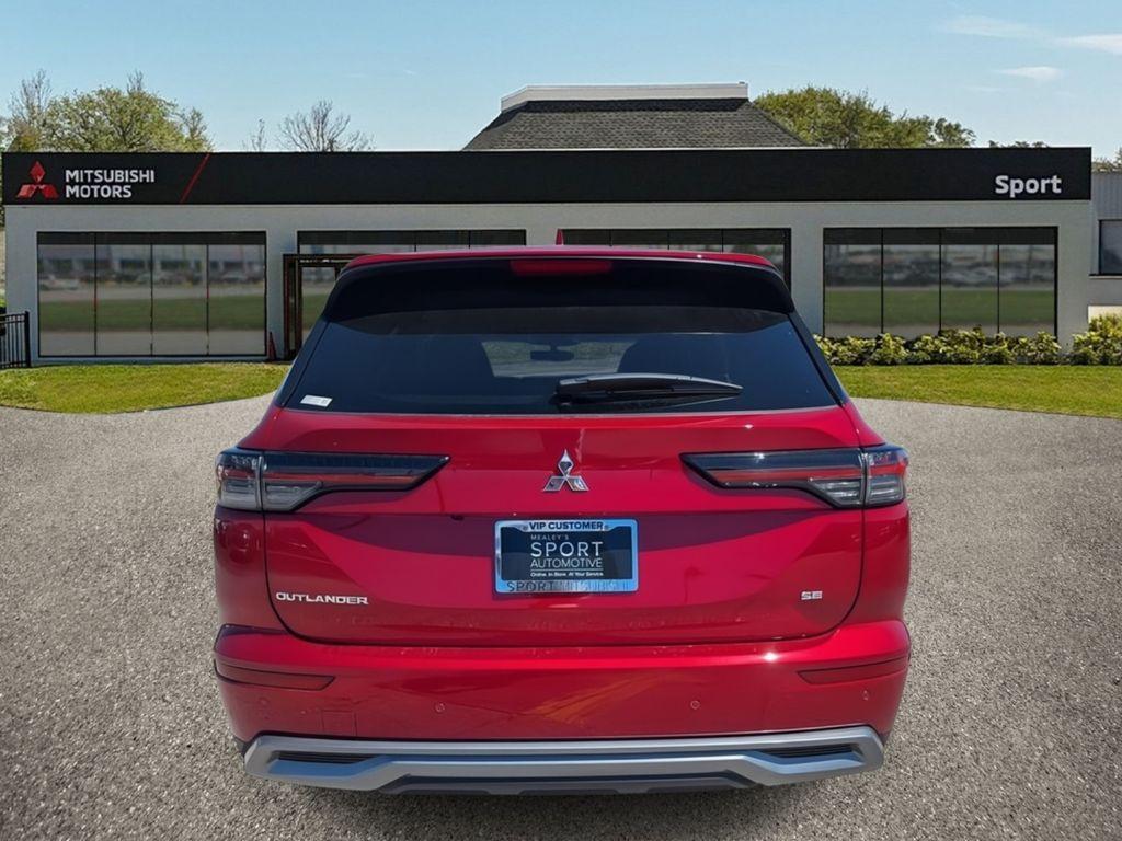 new 2025 Mitsubishi Outlander car, priced at $35,505