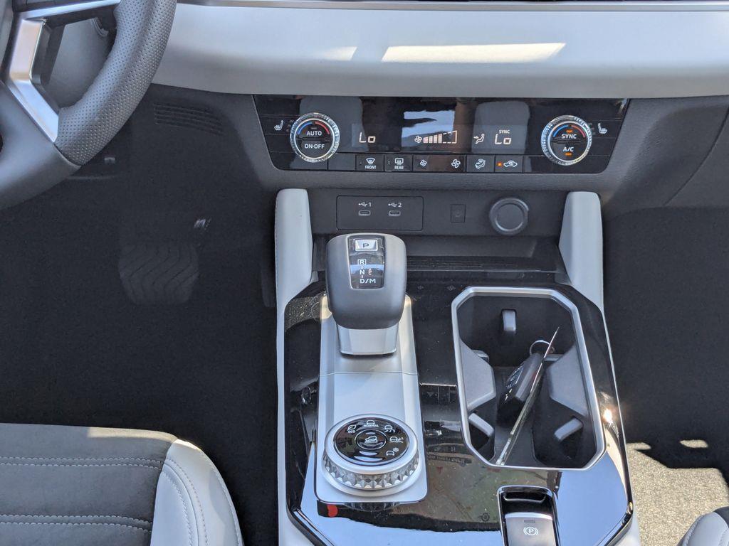 new 2025 Mitsubishi Outlander car, priced at $35,505