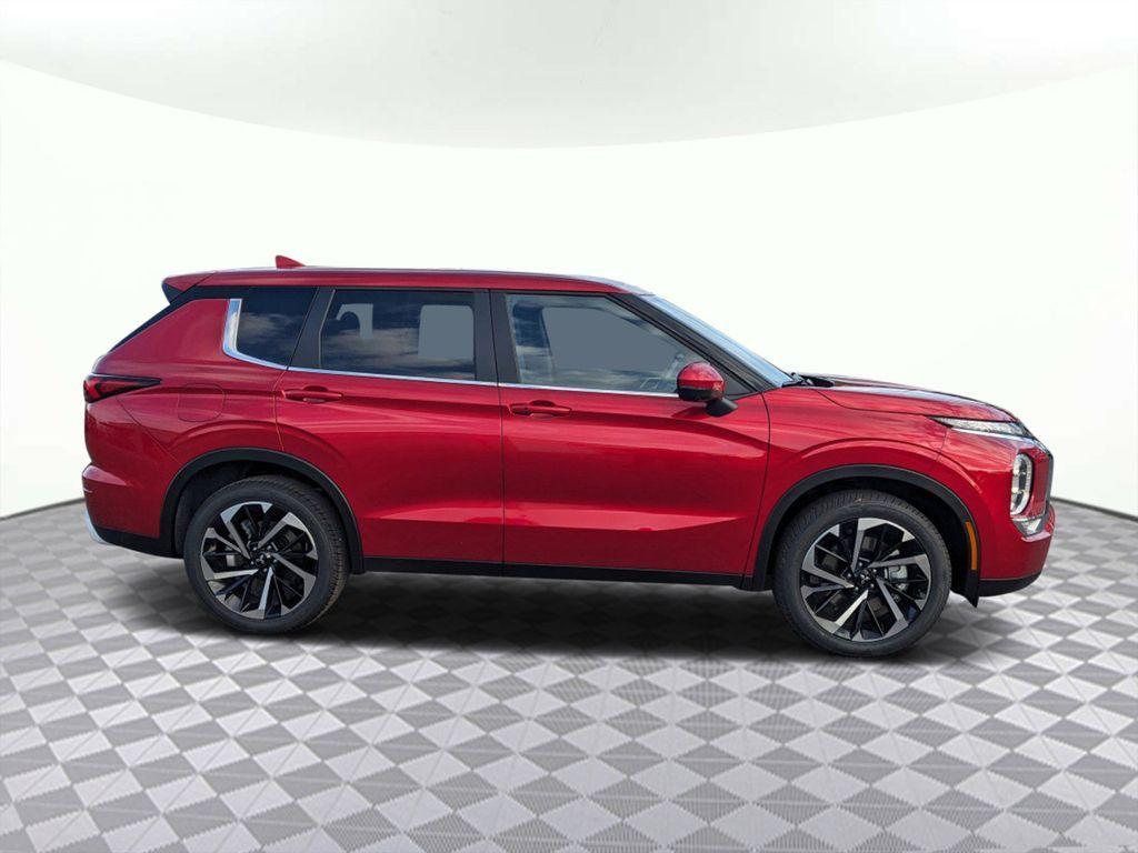 new 2024 Mitsubishi Outlander car, priced at $32,554