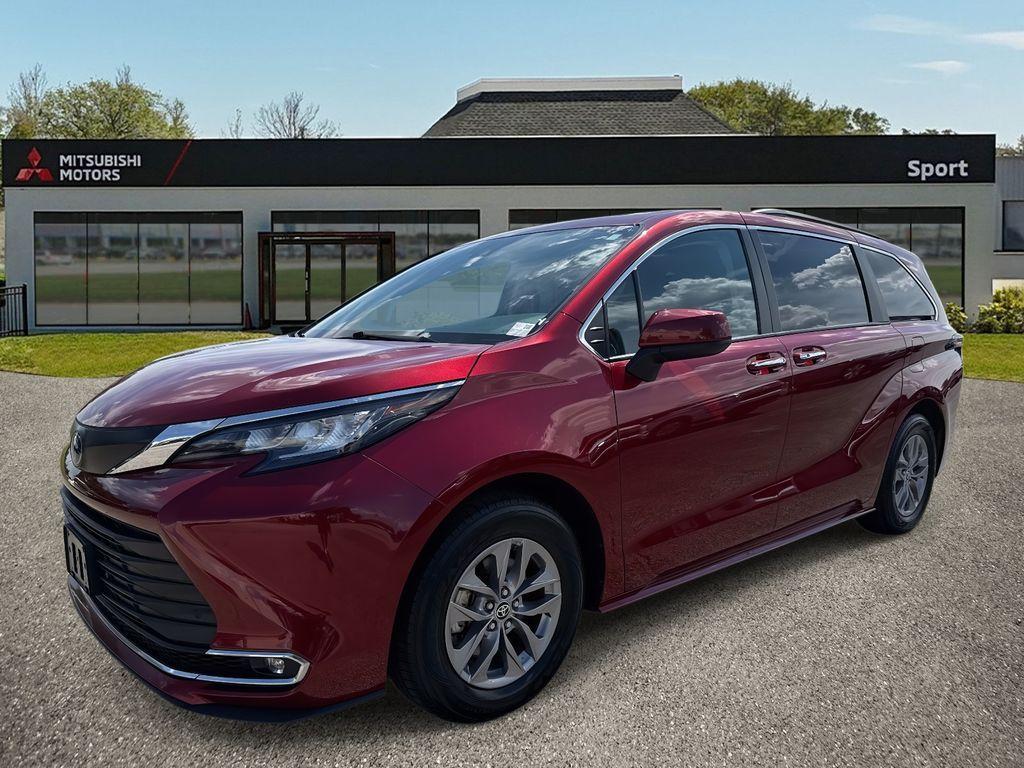 used 2023 Toyota Sienna car, priced at $41,249