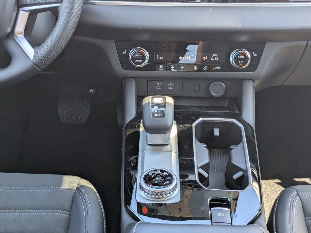 new 2025 Mitsubishi Outlander car, priced at $38,375