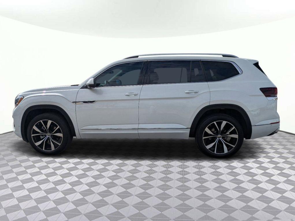 used 2024 Volkswagen Atlas car, priced at $43,400