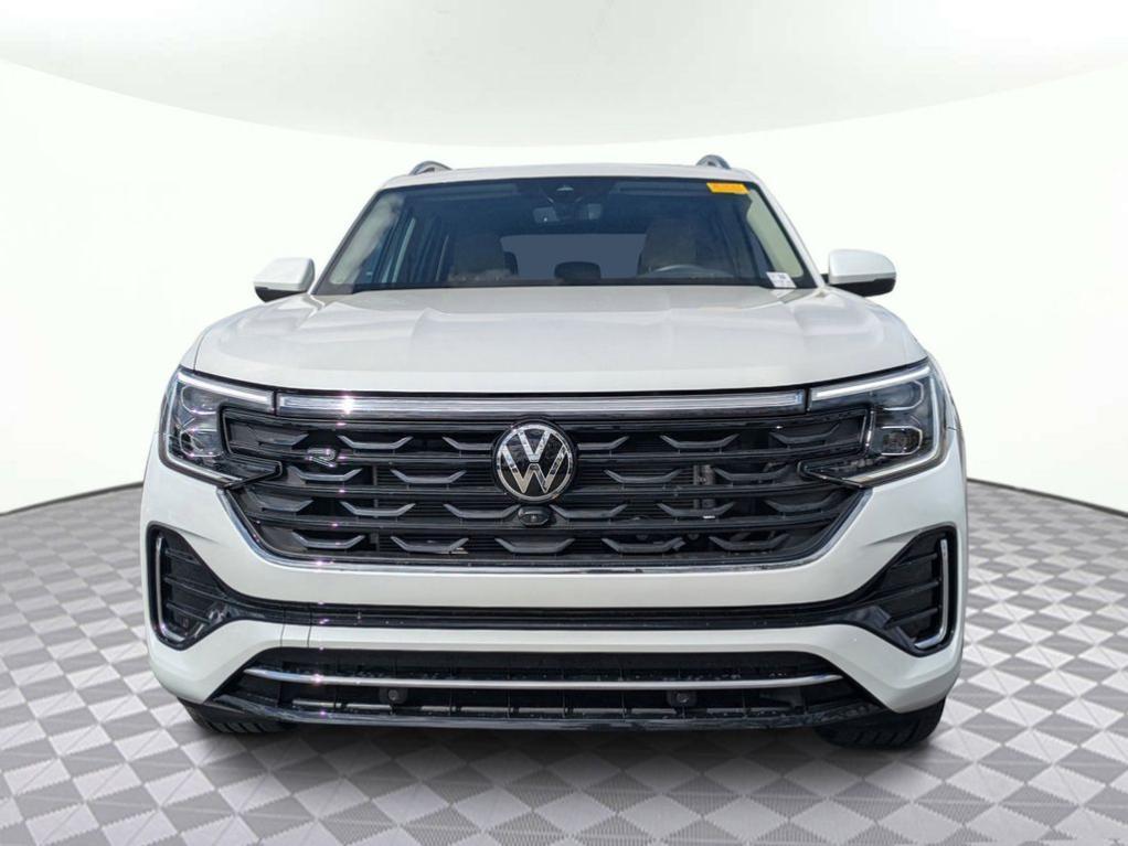 used 2024 Volkswagen Atlas car, priced at $43,400